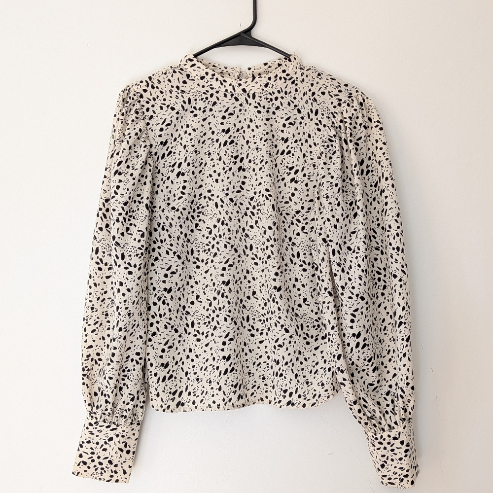 Maison D'Amelie Black and Cream Speckled Women's Blouse
